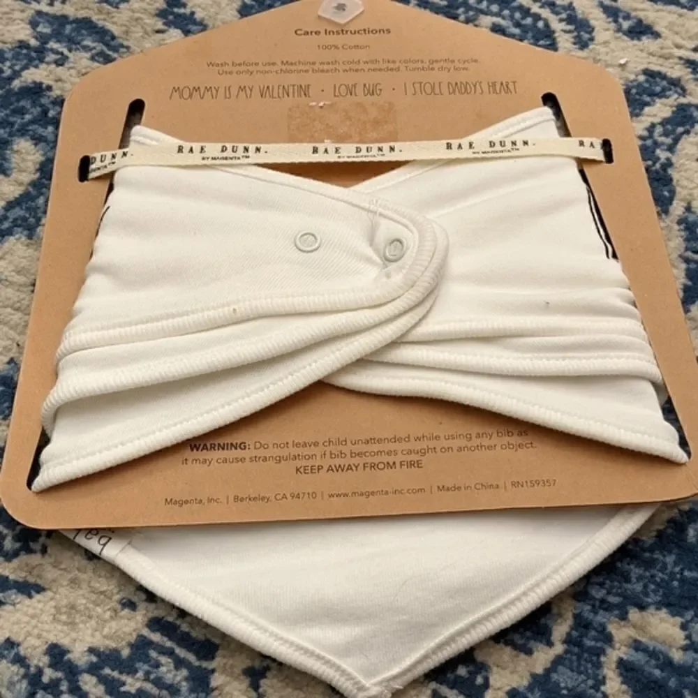 NWT Rae Dunn Baby bandana bibs